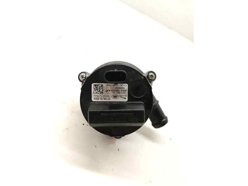 Recambio de bomba agua para jaguar i-pace se referencia OEM IAM J9D318D475AA  