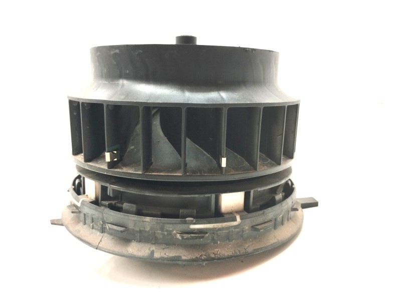 Recambio de motor calefaccion para mercedes-benz clase c (w205) lim. c 200 d (205.001) referencia OEM IAM 0130309006  
							