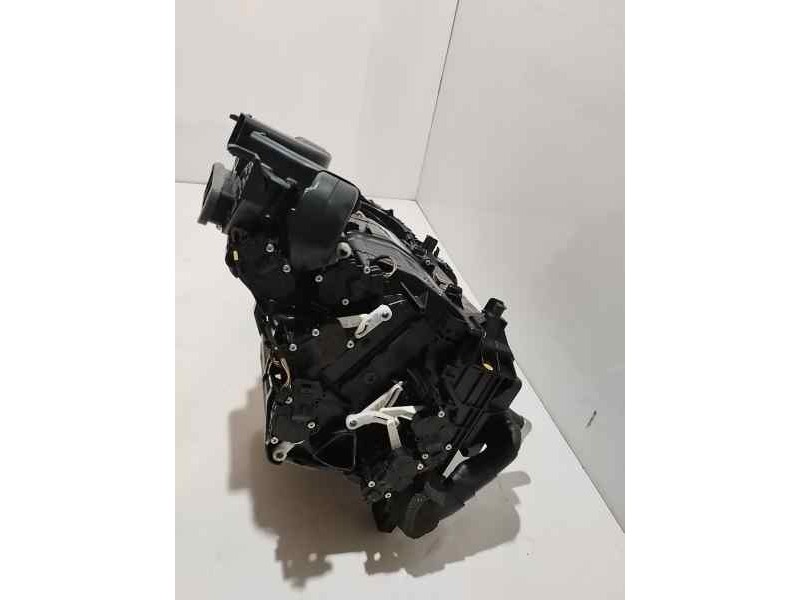 Recambio de calefaccion entera normal para jaguar i-pace se referencia OEM IAM J9D319B555  
