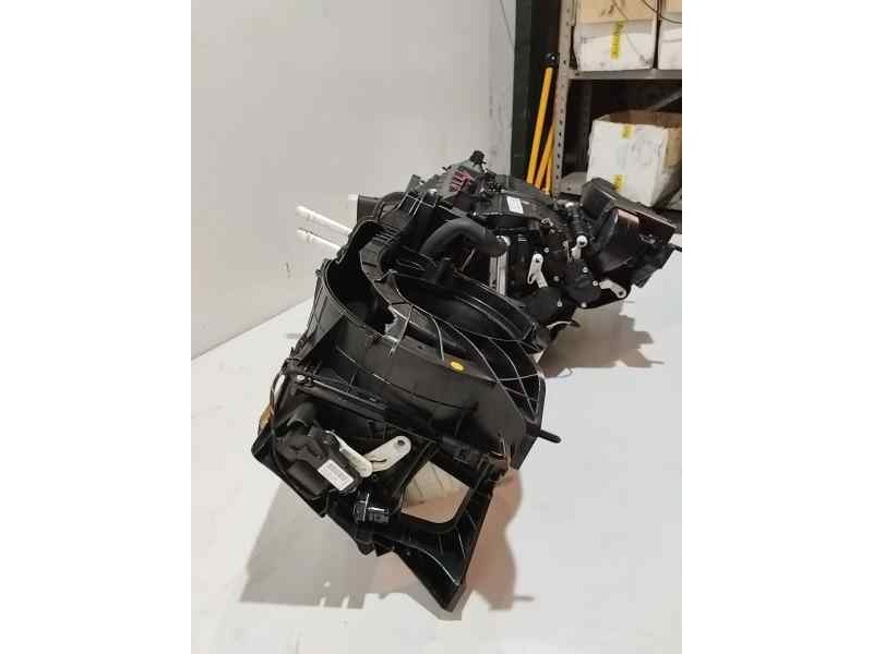 Recambio de calefaccion entera normal para jaguar i-pace se referencia OEM IAM J9D319B555  