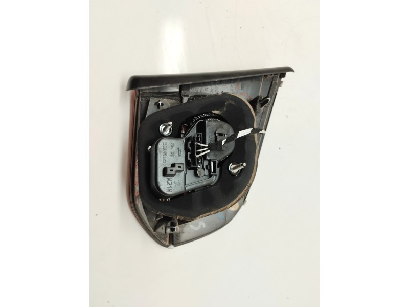 Recambio de piloto trasero derecho interior para volkswagen golf vi (5k1) 2.0 tdi referencia OEM IAM 89090386R  
							