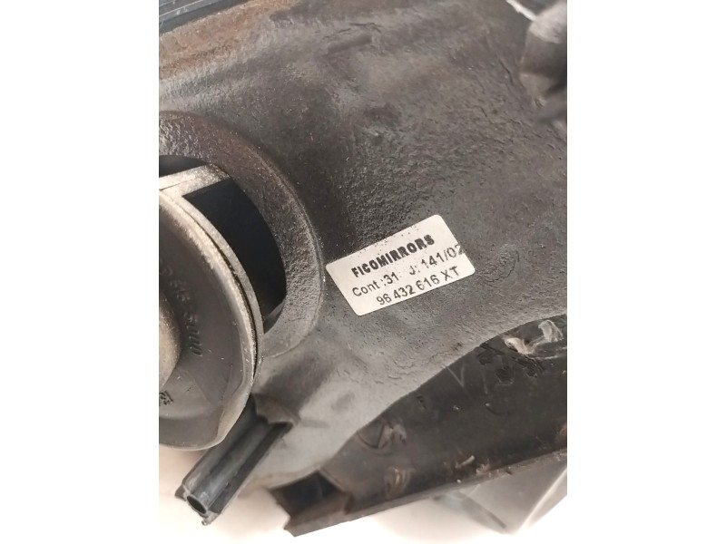 Recambio de retrovisor derecho para peugeot 206 sw 2.0 hdi cat referencia OEM IAM 96432616XT  