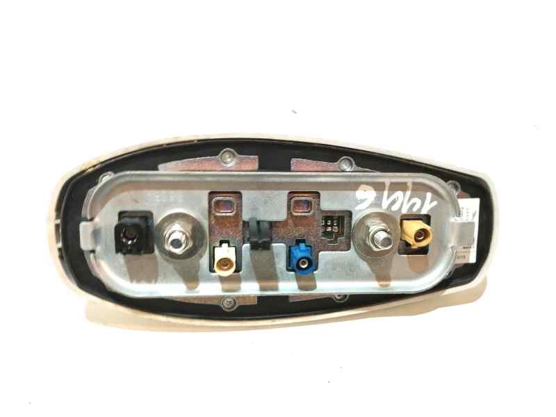 Recambio de antena para jaguar i-pace se referencia OEM IAM FW9319C089DB  
