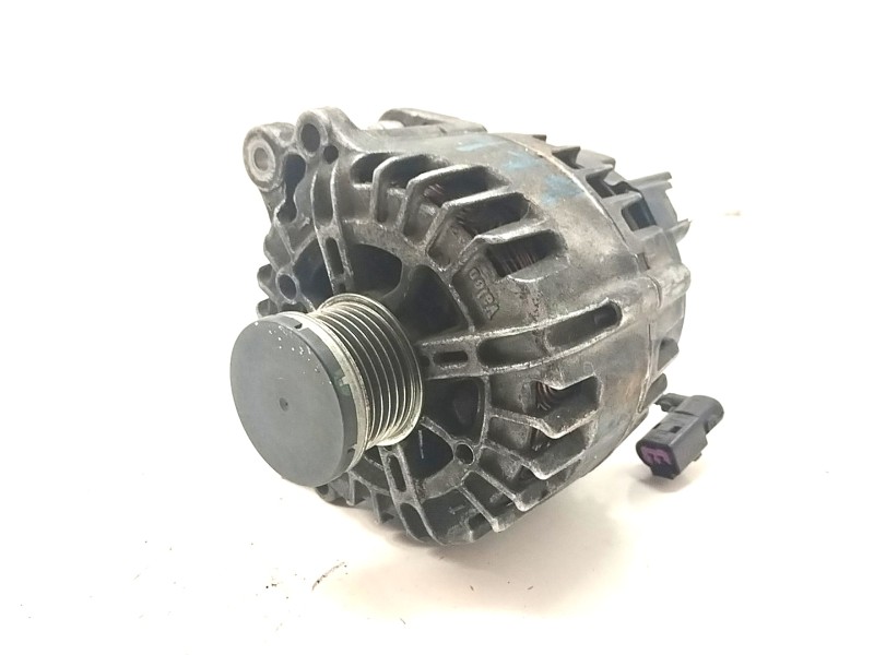 Recambio de alternador para seat leon (1p1) 1.4 16v tsi referencia OEM IAM 03C903025D  