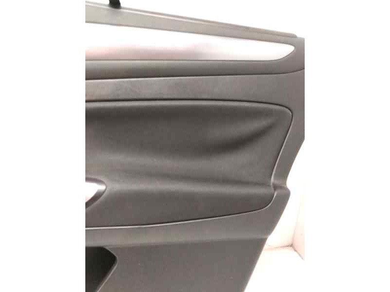 Recambio de guarnecido puerta trasera derecha para toyota verso advance referencia OEM IAM   