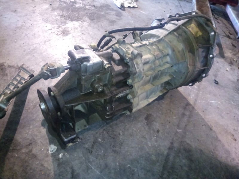 Recambio de caja cambios para ssangyong actyon 200 xdi referencia OEM IAM MAD276200083  