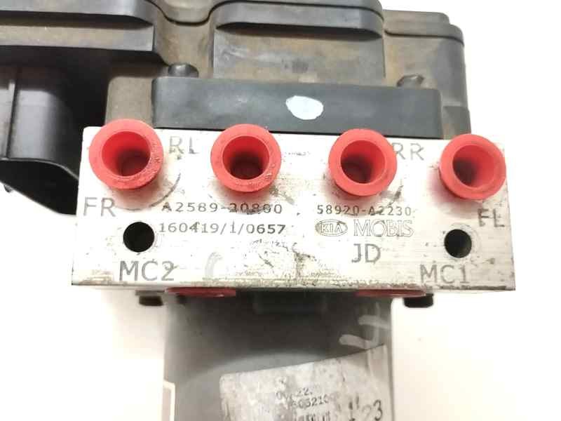 Recambio de abs para kia cee´d 1.4 crdi cat referencia OEM IAM 58920A2230  