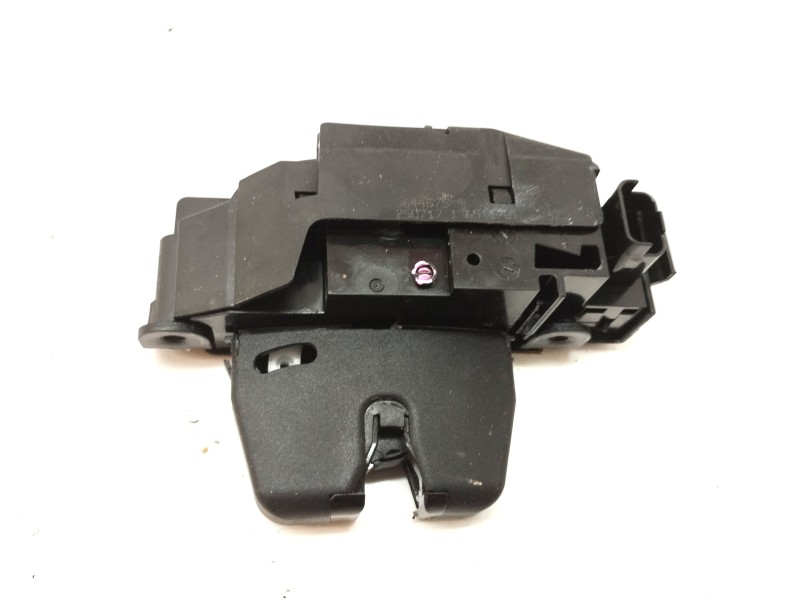 Recambio de cerradura maletero / porton para opel crossland x 1.2 referencia OEM IAM 3644675  