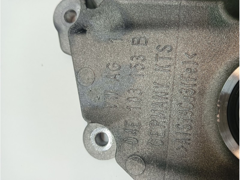 Recambio de tapa distribucion para seat leon (5f1) fr plus referencia OEM IAM 04E103153B  