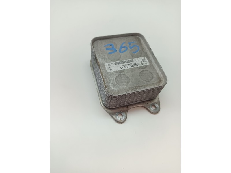 Recambio de enfriador aceite motor para seat leon (5f1) fr plus referencia OEM IAM 04E117021K  