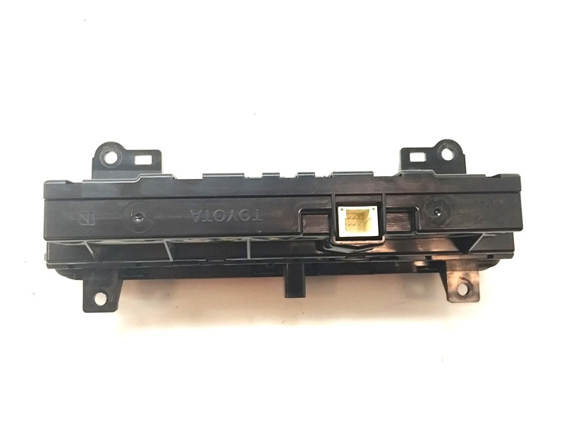 Recambio de mando climatizador para toyota auris hybrid business referencia OEM IAM 5590002C60  