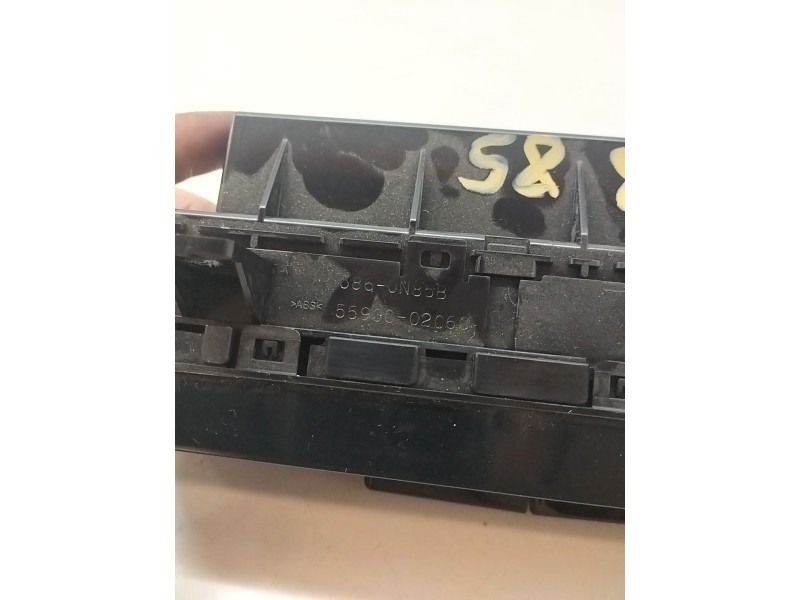 Recambio de mando climatizador para toyota auris hybrid business referencia OEM IAM 5590002C60  