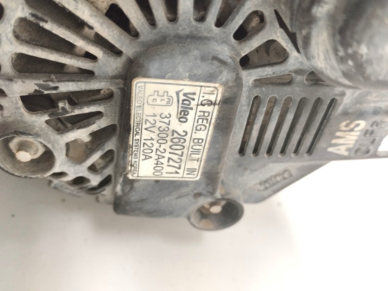 Recambio de alternador para hyundai i20 style referencia OEM IAM 373002A400  