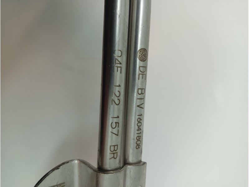 Recambio de tubo para seat leon (5f1) fr plus referencia OEM IAM 04E122157BR  