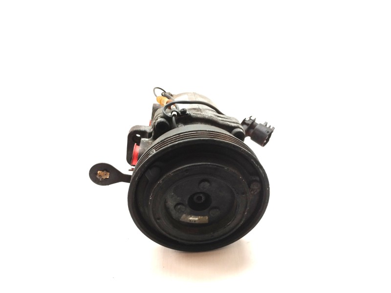 Recambio de compresor aire acondicionado para bmw serie 3 coupe (e36) 1.6 cat referencia OEM IAM 8390646  
							