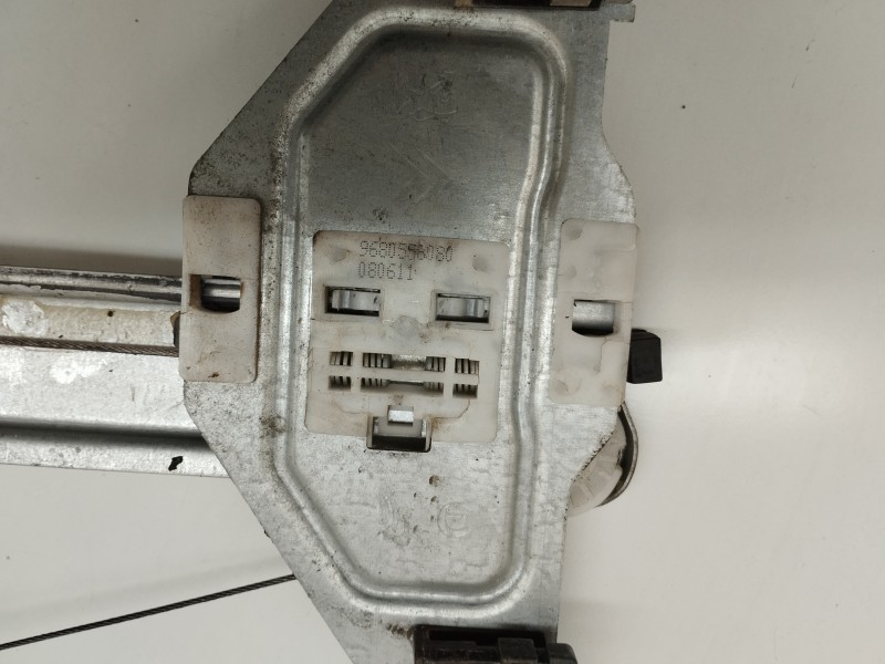 Recambio de elevalunas delantero derecho para citroën berlingo cuadro 1.6 16v hdi referencia OEM IAM 9680558080  