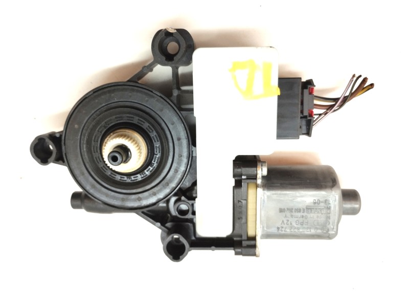 Recambio de motor elevalunas trasero derecho para seat leon (5f1) 1.6 tdi referencia OEM IAM 0130822724  