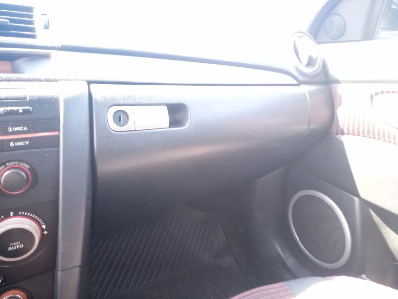 Recambio de guantera para mazda 3 berlina (bk) 1.6 cd diesel cat referencia OEM IAM   