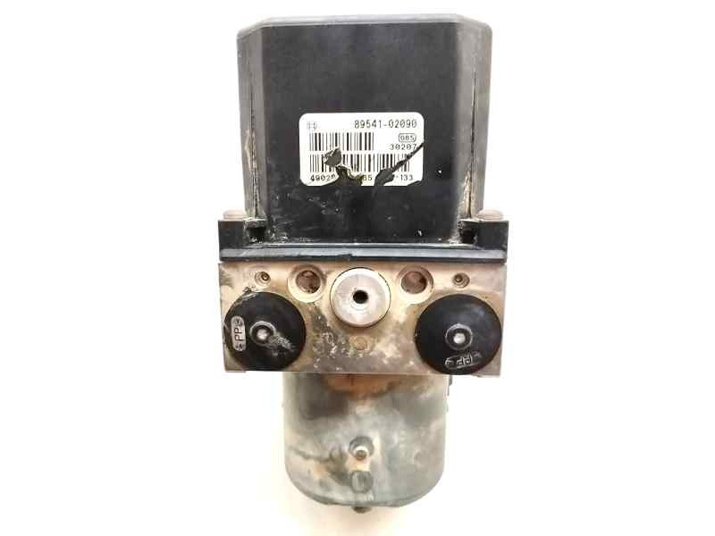 Recambio de abs para toyota corolla (e12) 1.4 turbodiesel cat referencia OEM IAM 8954102090  