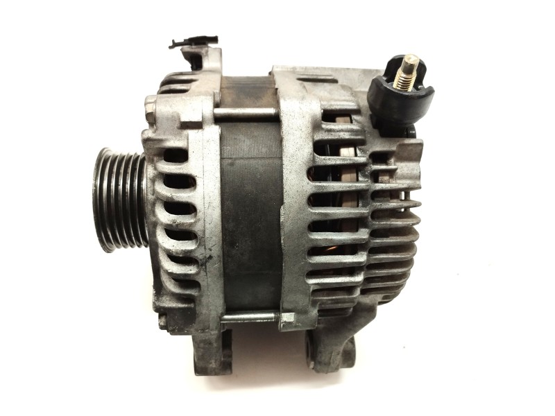 Recambio de alternador para jaguar xe 2.0 diesel cat referencia OEM IAM GX7310300BD  