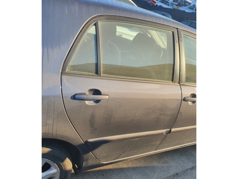 Recambio de puerta trasera derecha para toyota corolla (e12) 1.4 turbodiesel cat referencia OEM IAM   