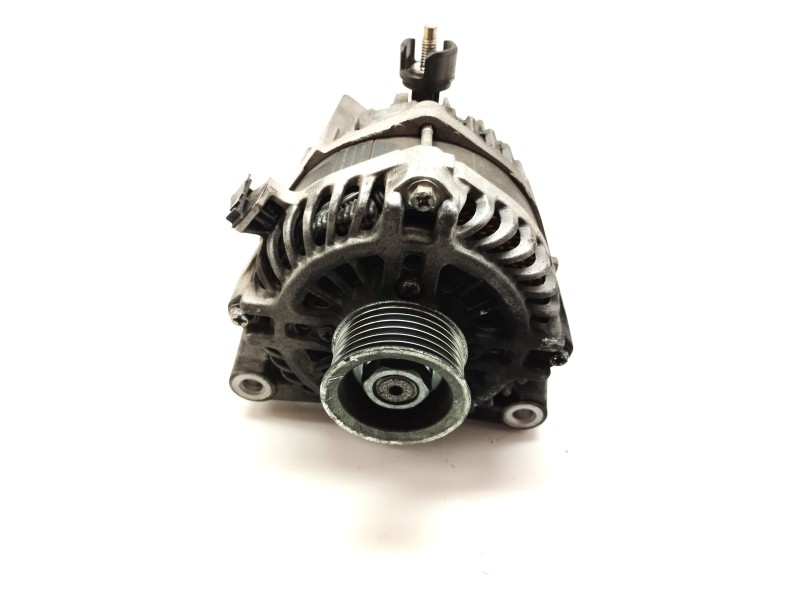 Recambio de alternador para jaguar xe 2.0 diesel cat referencia OEM IAM GX7310300BD  