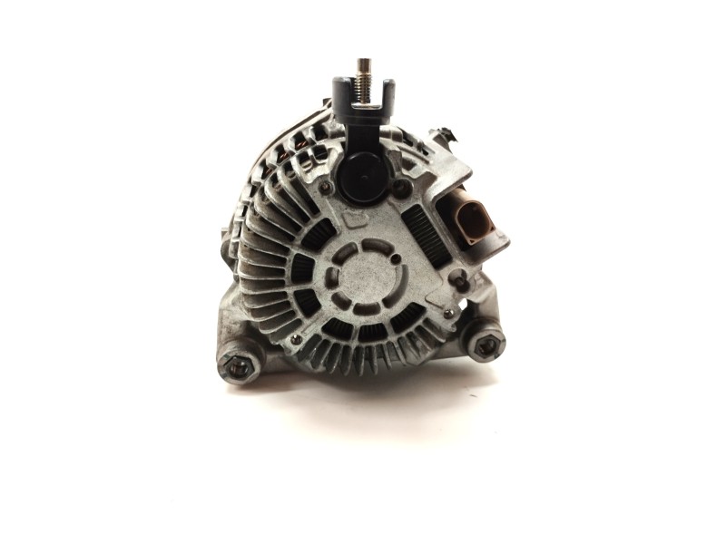 Recambio de alternador para jaguar xe 2.0 diesel cat referencia OEM IAM GX7310300BD  