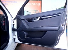 Recambio de guarnecido puerta delantera derecha para mercedes-benz clase c (w204) lim. 2.1 cdi cat referencia OEM IAM   