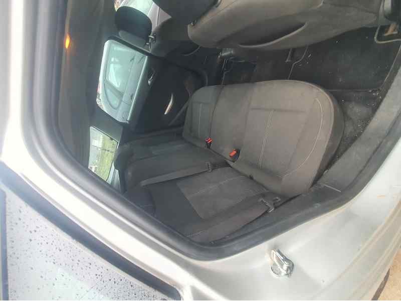Recambio de asientos traseros para opel astra j sports tourer 1.7 cdti 125 cv referencia OEM IAM   