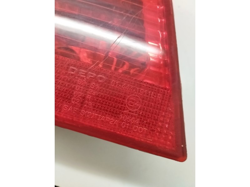 Recambio de piloto trasero izquierdo para bmw serie 3 berlina (e46) 1.8 16v referencia OEM IAM 014441911L  