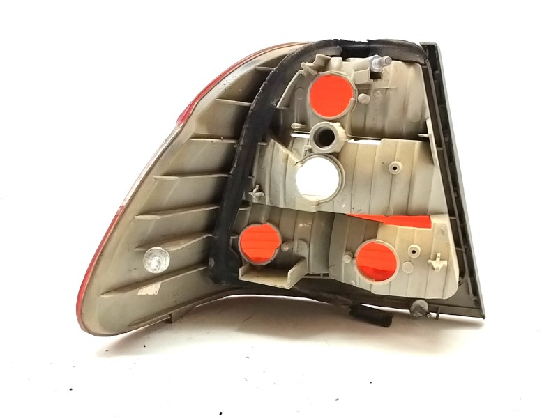 Recambio de piloto trasero derecho para bmw serie 3 berlina (e46) 1.8 16v referencia OEM IAM 014441911R  