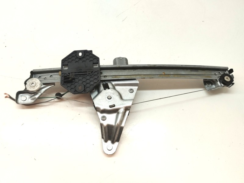 Recambio de elevalunas trasero izquierdo para toyota prius+ 1.8 16v (híbrido) referencia OEM IAM 8572047170  