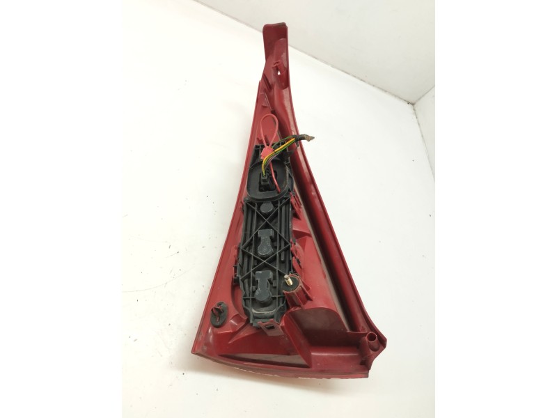 Recambio de piloto trasero derecho para citroën c3 1.4 hdi referencia OEM IAM   