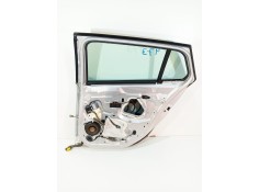 Recambio de puerta trasera derecha para renault megane iii sport tourer 1.5 dci diesel fap referencia OEM IAM    2