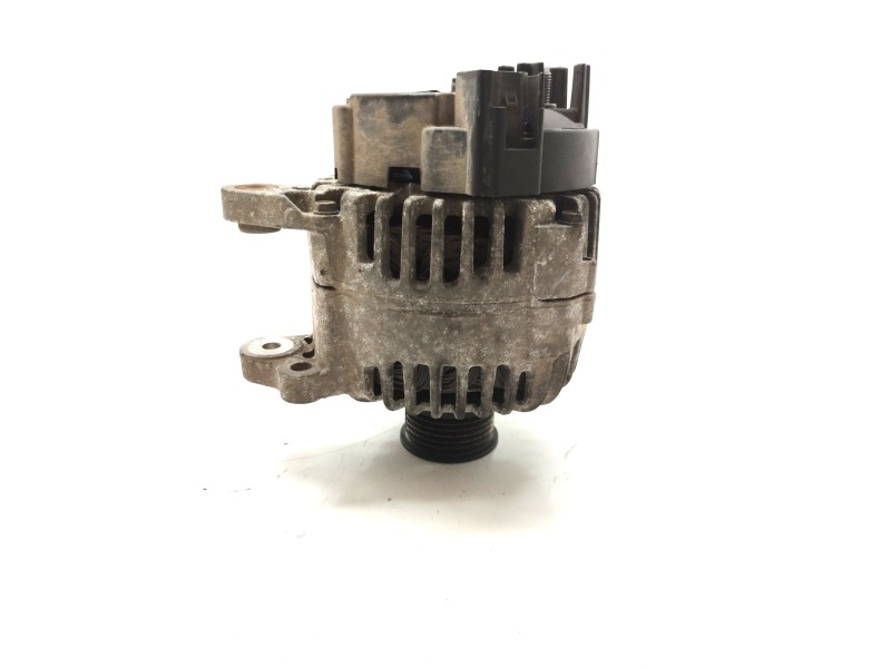 Recambio de alternador para volkswagen golf v berlina (1k1) 1.4 16v referencia OEM IAM 036903024H  