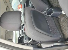 Recambio de asiento delantero izquierdo para kia rio iii 1.2 cvvt 84 cv referencia OEM IAM    2