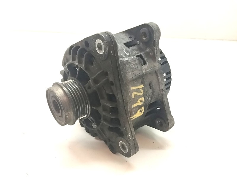 Recambio de alternador para volkswagen passat berlina (3b2) 1.9 tdi referencia OEM IAM 028903029E  