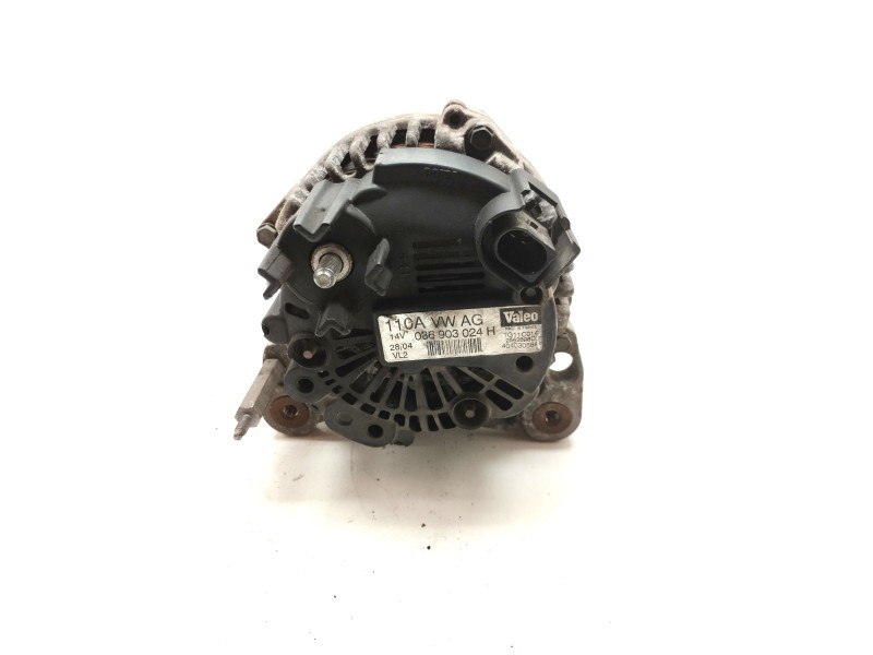Recambio de alternador para volkswagen golf v berlina (1k1) 1.4 16v referencia OEM IAM 036903024H  