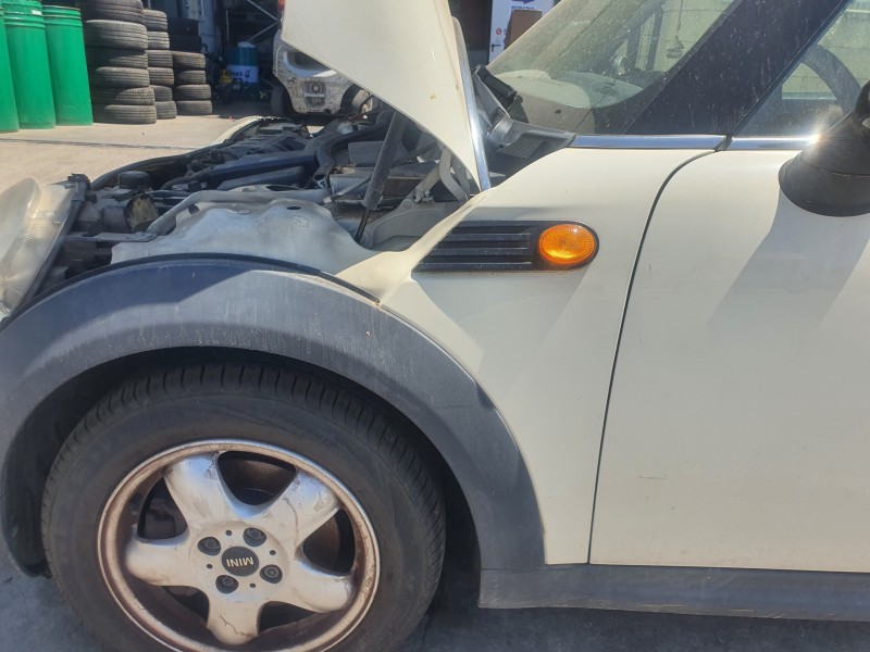 Recambio de aleta delantera izquierda para mini mini (r56) one referencia OEM IAM   