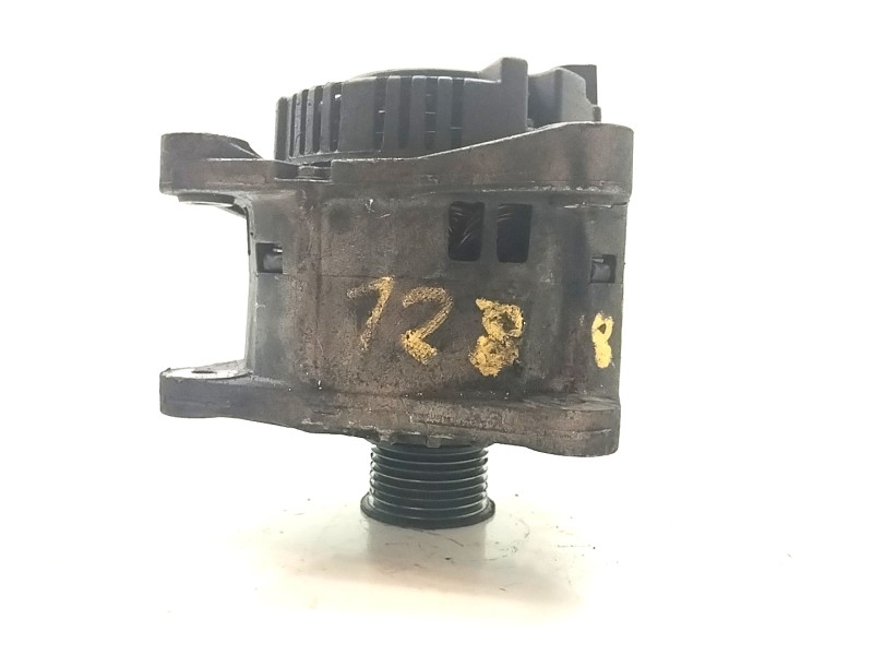 Recambio de alternador para renault megane ii berlina 5p 1.9 dci diesel referencia OEM IAM 8200495305  