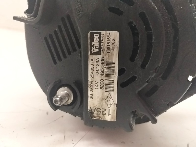 Recambio de alternador para renault megane ii berlina 5p 1.9 dci diesel referencia OEM IAM 8200495305  