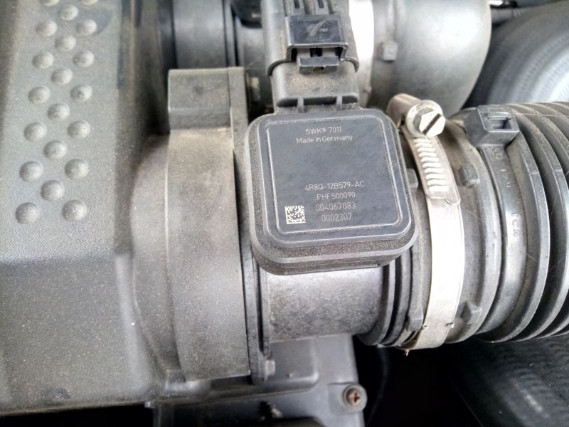 Recambio de caudalimetro para land rover discovery 4 tdv6 hse referencia OEM IAM 4R8Q12B579AC  