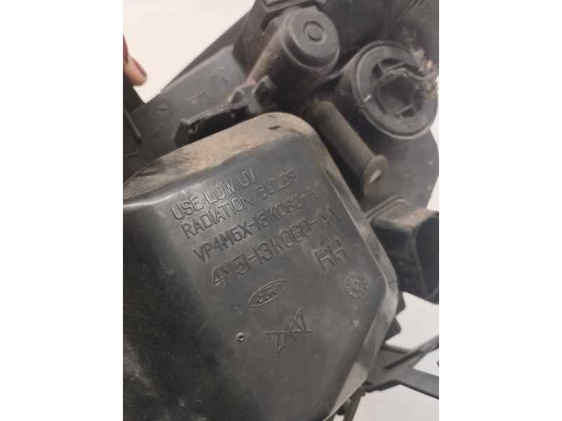 Recambio de faro derecho para ford focus berlina (cap) 1.6 16v cat referencia OEM IAM 4M5H3K060AA  
