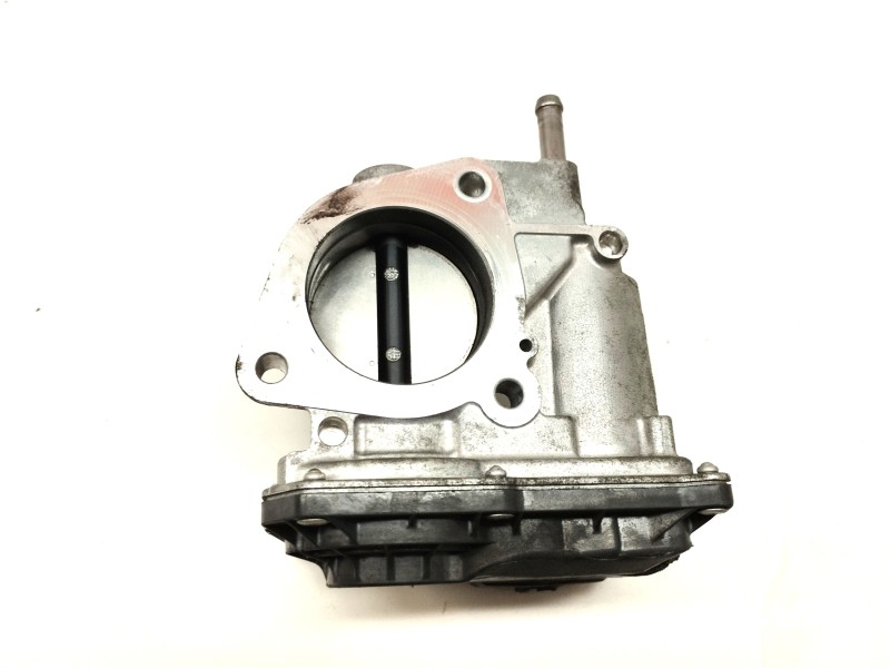 Recambio de caja mariposa para toyota yaris active referencia OEM IAM 220300Y110  