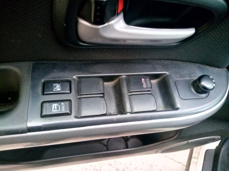 Recambio de mando elevalunas delantero izquierdo para suzuki grand vitara jb (jt) 1.9 ddis turbodiesel referencia OEM IAM   
							