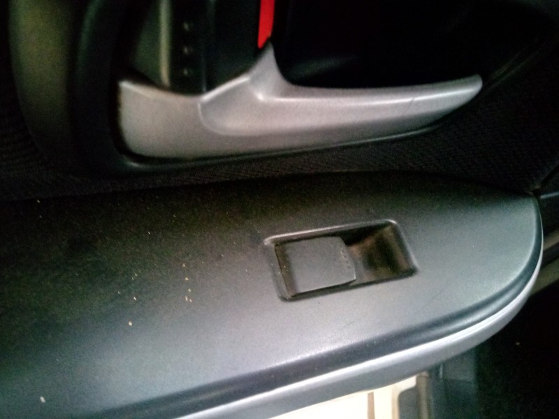 Recambio de mando elevalunas trasero izquierdo para suzuki grand vitara jb (jt) 1.9 ddis turbodiesel referencia OEM IAM   
							