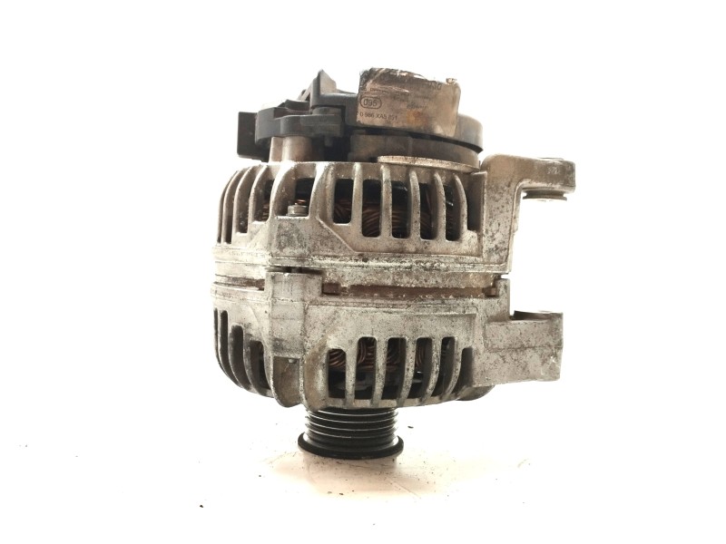 Recambio de alternador para opel vectra c berlina 2.0 dti referencia OEM IAM 0986044030  