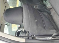 Recambio de asiento delantero izquierdo para toyota auris 1.4 d-4d 90 cv referencia OEM IAM    2