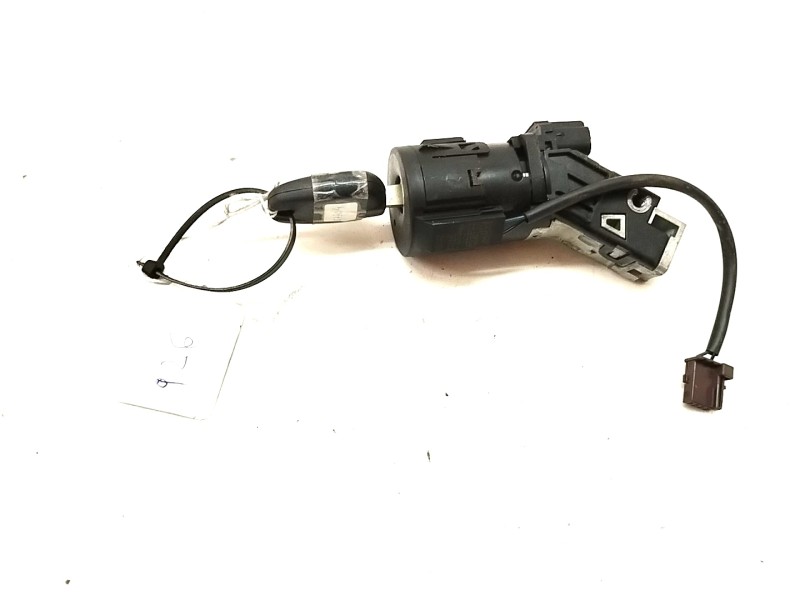 Recambio de conmutador de arranque para peugeot 208 1.2 12v e-vti referencia OEM IAM 9663123380  