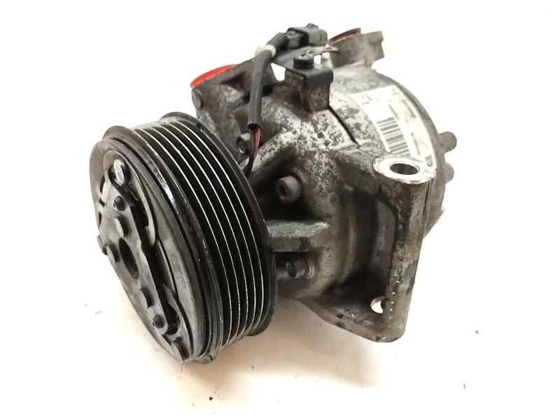 Recambio de compresor aire acondicionado para dacia duster ambiance 4x2 referencia OEM IAM 926005154R  